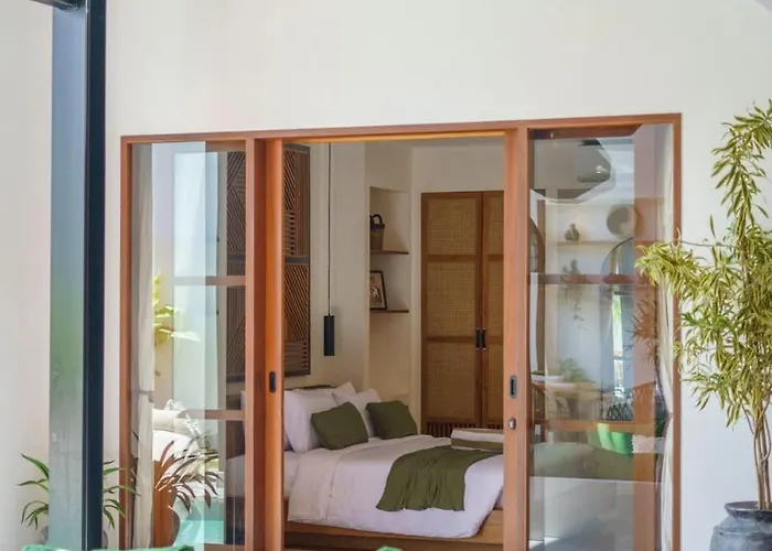 Kclub Greenfields * Canggu (Bali)