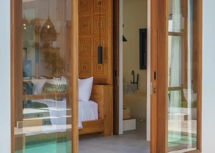 Villa Kclub Greenfields